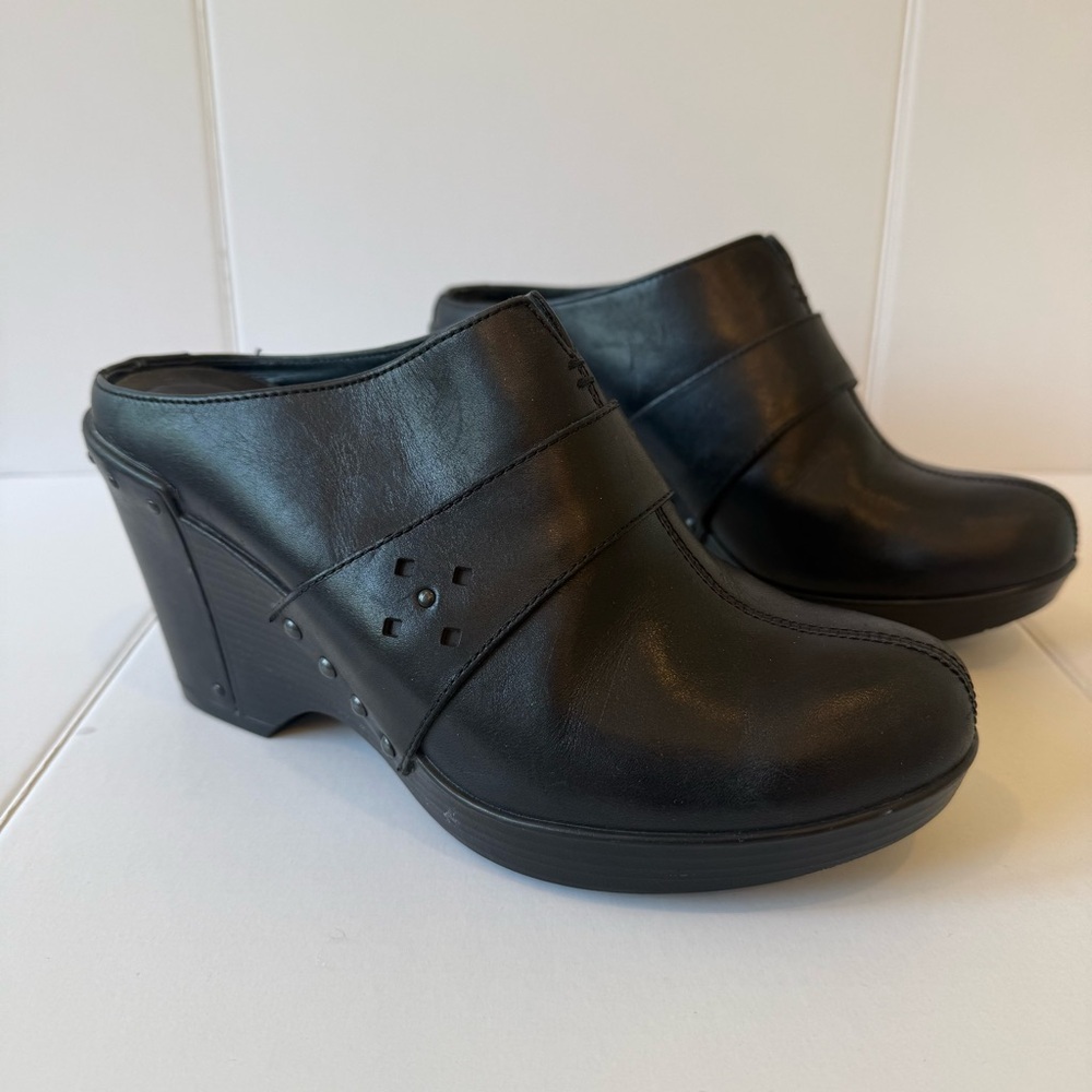 Dansko Black Women's Clogs